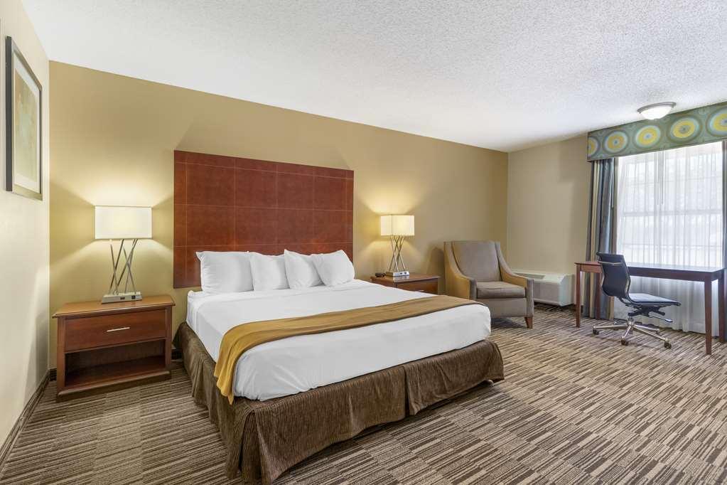Best Western Sunday House Inn Kerrville Værelse billede