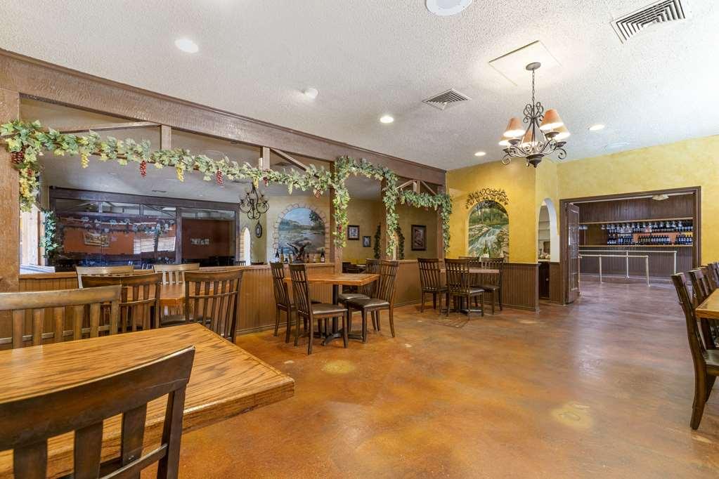 Best Western Sunday House Inn Kerrville Eksteriør billede
